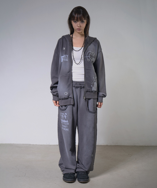 LOST TARGET HOODED ZIP-UP (CHARCOAL) F26ZA512