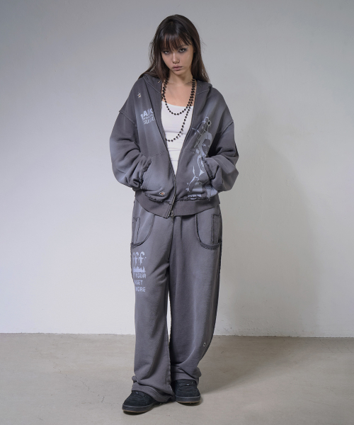 LOST TARGET HOODED ZIP-UP (CHARCOAL) F26ZA512