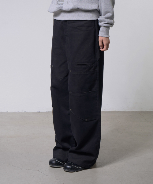 BAD GIRL CARGO PANTS (BLACK) F26ZD474
