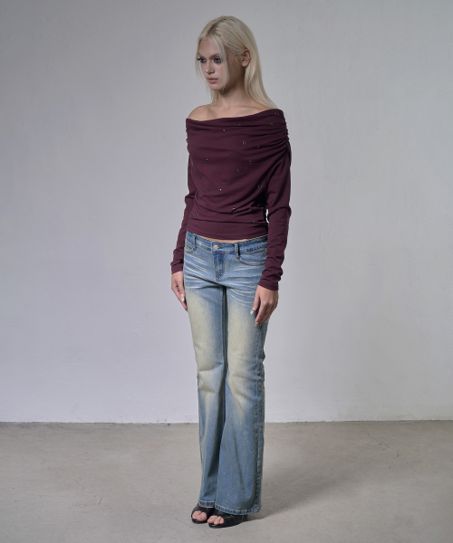 EYELET COWL ONE-SHOULDER TOP (PLUM) F26ZB520