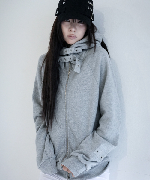 LAYER BUCKLE HOODED ZIP-UP (MELANGE GRAY) F26ZA509
