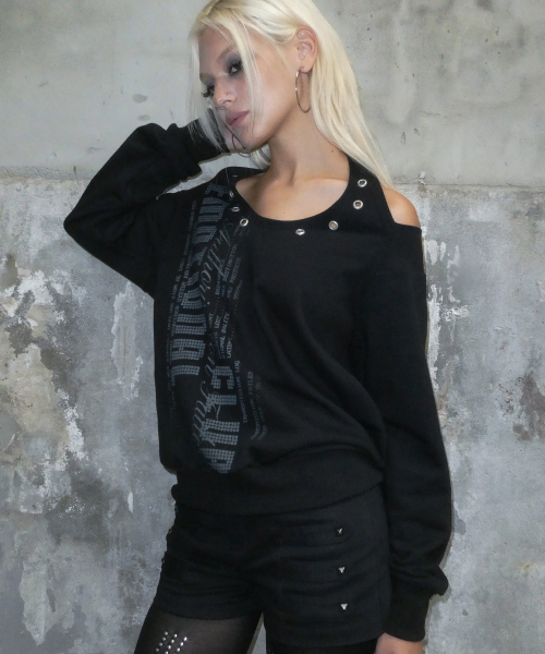 EYELET HALTER SWEAT OFF-SHOULDER (BLACK) F26ZB534