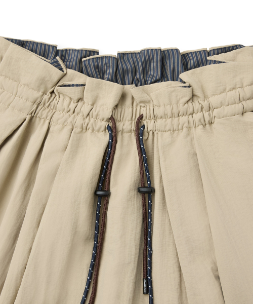 STRIPED PANEL SHORTS - 2 colors