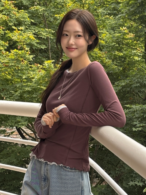 소프트 울 레이어드 티셔츠 브라운 AT6TSC014BW