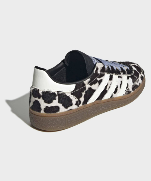 HANDBALL SPEZIAL W CBLACK/OWHITE/CHABLU