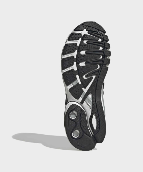 ADISTAR MLD W CBLACK/SILVMT/FTWWHT
