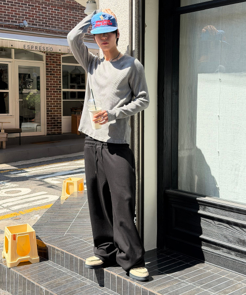 롱 레터링 스트레이트 트레이닝 팬츠[블랙]