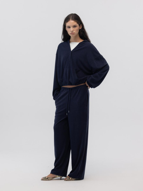 SNUG TERRY V-CUT HOODIE (NAVY)