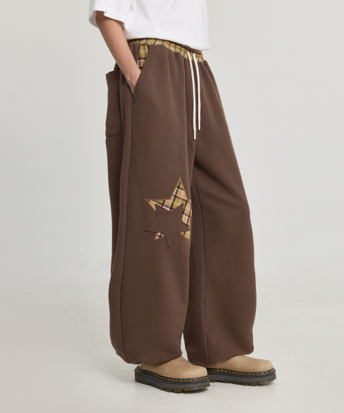 Check Star Embroidery Sweat Pants BROWN