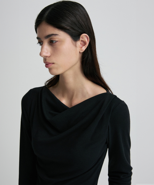 COWL-NECK FITTED LONG-SLEEVE TOP BLACK