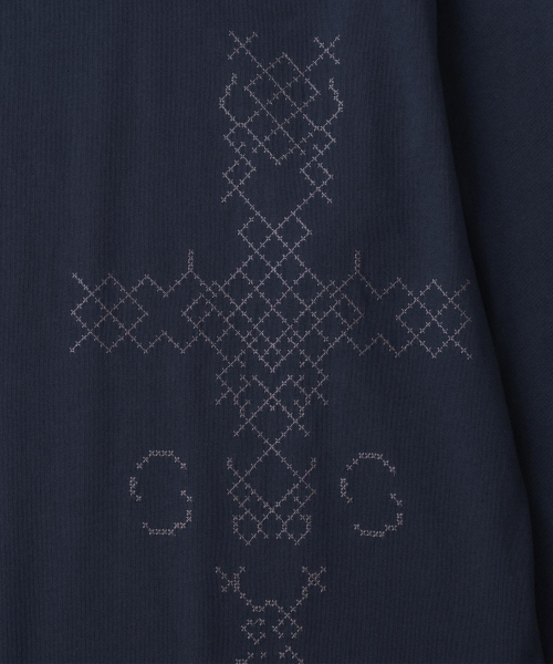 TCM cross stitch t long sleeve (navy)