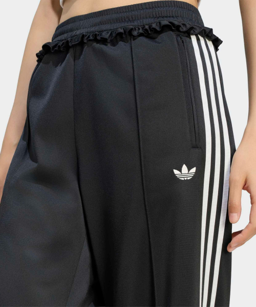 PLEATED FB TP BLACK