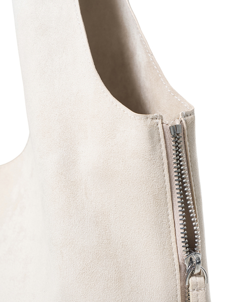 SIDE ZIP SUEDE SHOULDER BAG IN IVORY