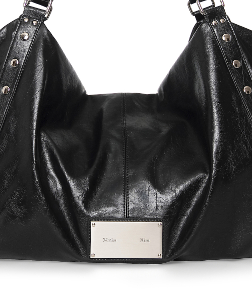 MATIN EDGE STUD BIG BAG IN BLACK