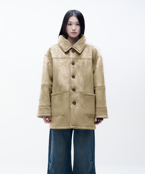 TCM half shearling coat (beige)