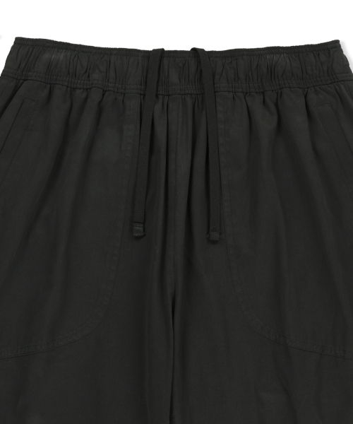 WAFFLE COLOR BLOCK TRACK PANTS IN BLACK