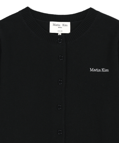 CASHMERE BLENDED CUTLINE ROUND CARDIGAN IN BLACK
