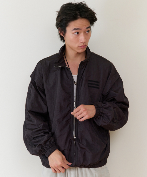 SHIRRING OVER NYLON JACKET BLACK
