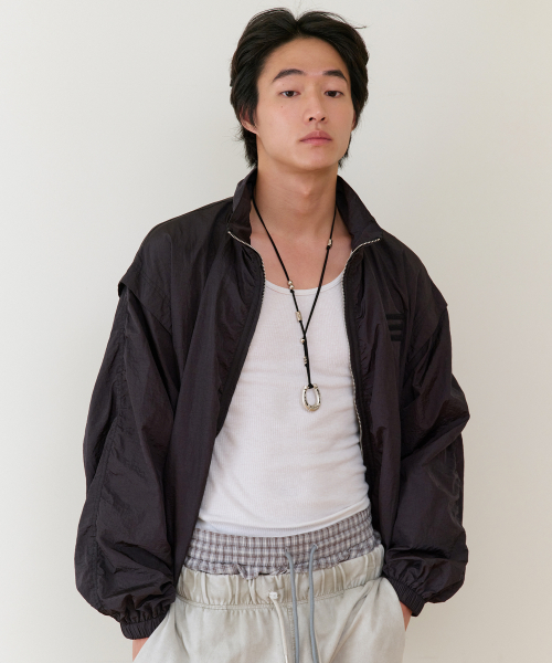 SHIRRING OVER NYLON JACKET BLACK