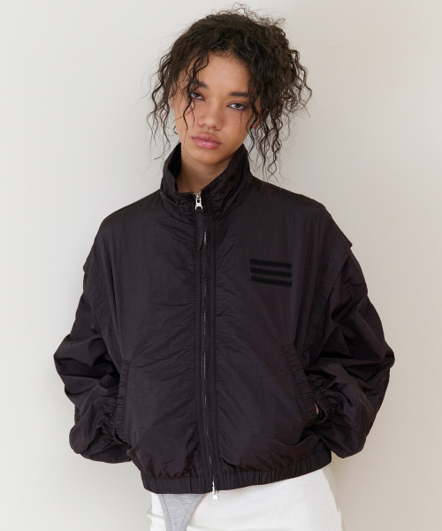 SHIRRING OVER NYLON JACKET BLACK