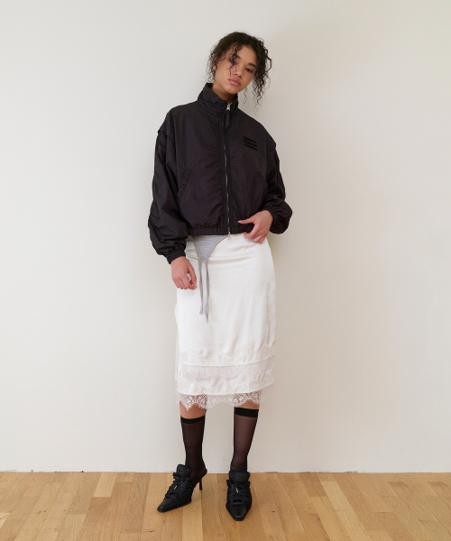 SHIRRING OVER NYLON JACKET BLACK