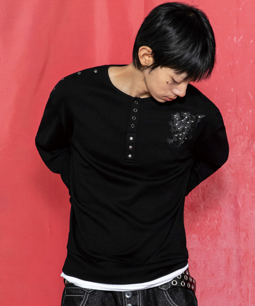 GNT081 키메라 아플리케 스터드 레귤러핏 헨리넥 롱슬리브 (BLACK)