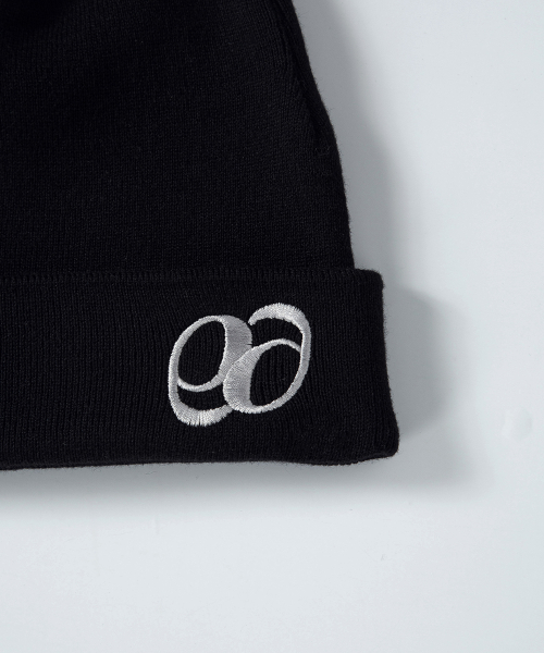 BASE LOGO BEANIE / BLACK