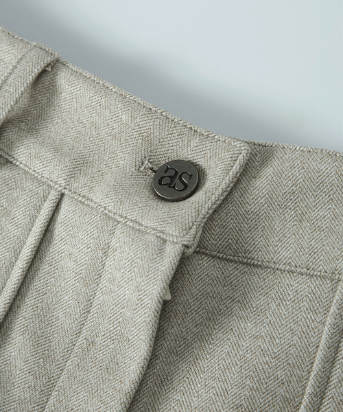 MABLE TWO TONE SHORT PANTS / BEIGE
