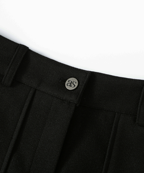 MABLE TWO TONE SHORT PANTS / BLACK