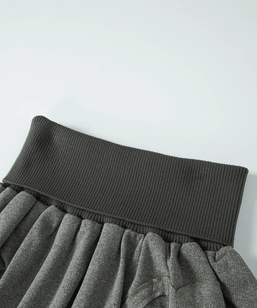 RUFFLE UNBALANCE SKIRT / GRAY
