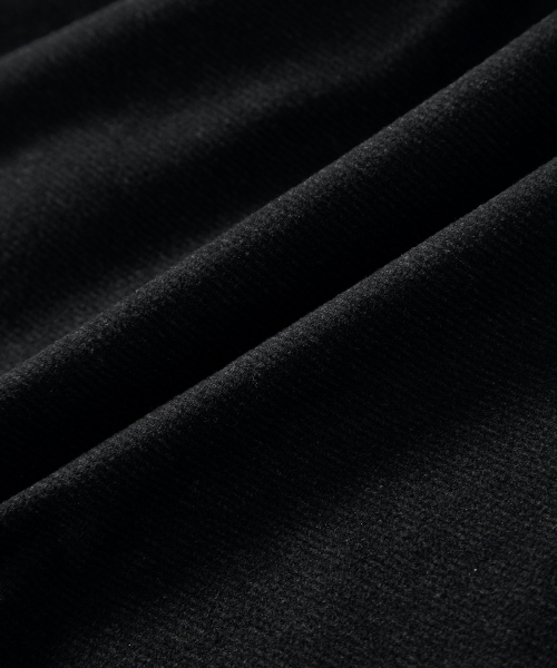 RUFFLE UNBALANCE SKIRT / BLACK