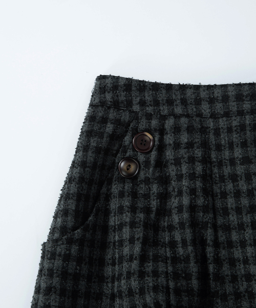 CHECK FOND PLEATED MIDI SKIRT / CHARCOAL