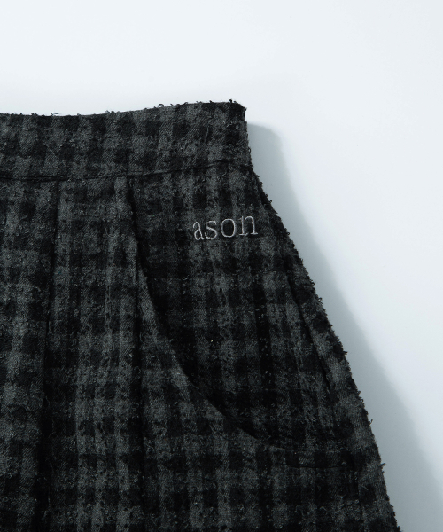 CHECK FOND PLEATED MIDI SKIRT / CHARCOAL