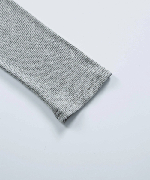 MUTE BUTTON CARDIGAN / GRAY