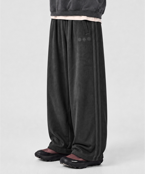 VLAD ONE-TUCK CURVED TRACK SWEAT PANTS_(3 SYMBOL COTTON) 3 COLOR