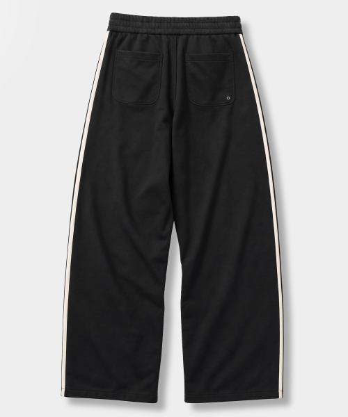 VLAD ONE-TUCK CURVED TRACK PANTS_(3 SYMBOL JERSEY) BLACK&IVORY