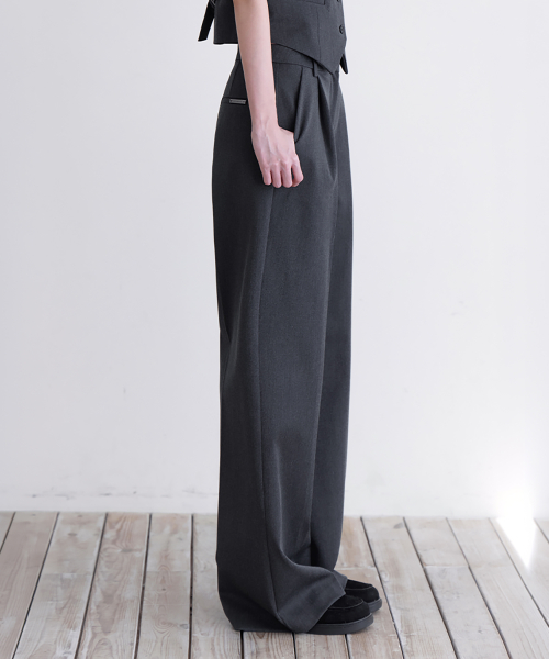 [SET-UP] Essential Tailored One-Tuck Straight Slacks, CHARCOAL