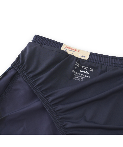 Line track shorts in dark blue
