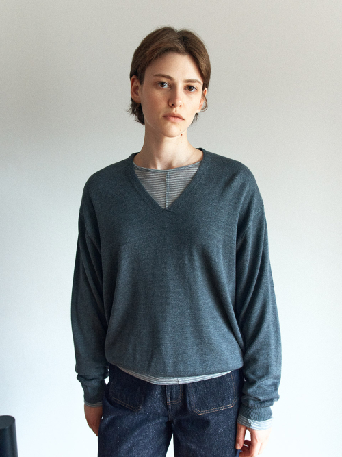 Classical Soft V-Neck Knit (3color)