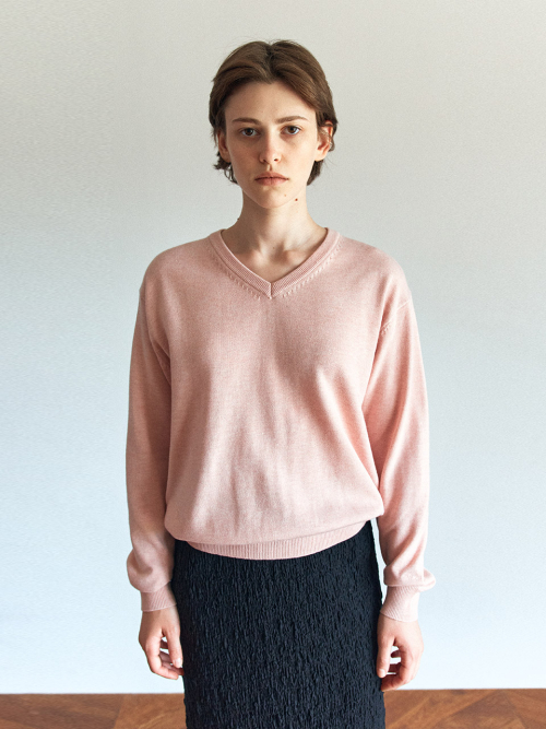 Soft V Neck Logo Knit (2color)