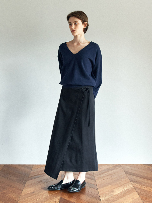 Essential Wrap H-Line Long Skirt