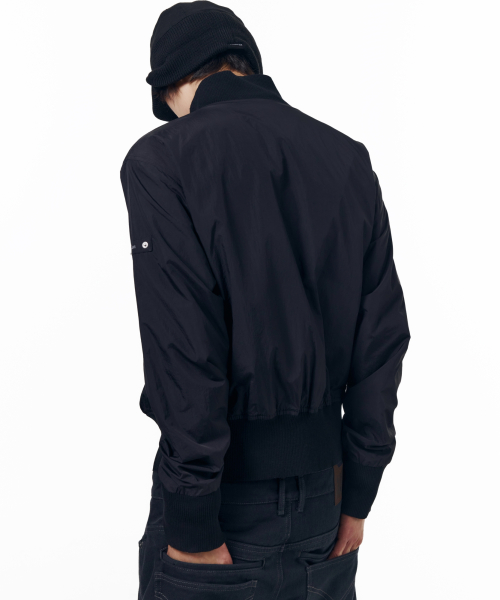 High Neck Nylon Blouson (Black)