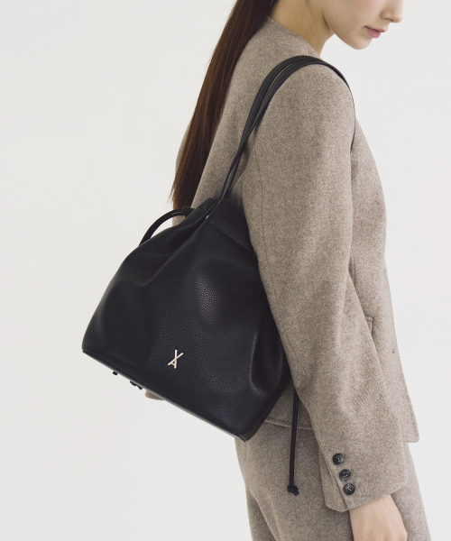 Selle Medium Bucket Bag Black