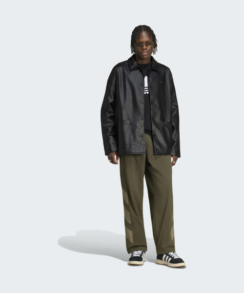 PLEATHER COAT BLACK