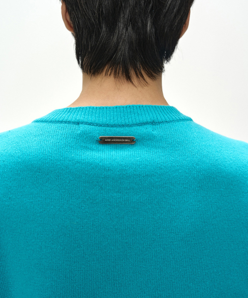 UNISEX LAYERED V-NECK SWEATER (SKY BLUE)