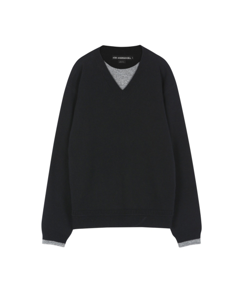 UNISEX LAYERED V-NECK SWEATER (BLACK)