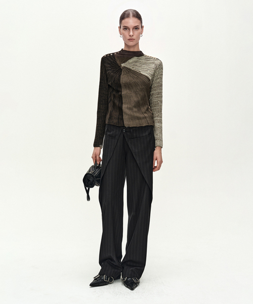 ASYMMETRIC TWIST BUTTON TOP (MULTI)