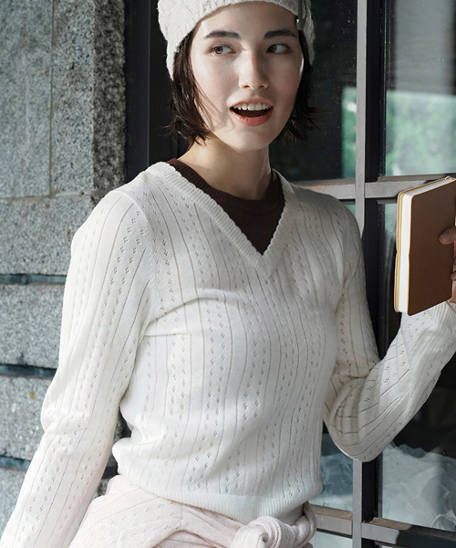 LACE PULLOVER - 2 colors