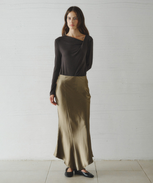 ALOHA unbalanced satin long skirt_KHAKI