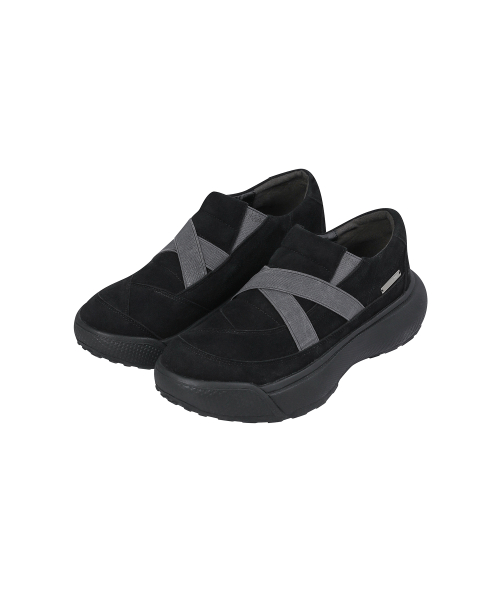 Cut line band slip-on BLACK